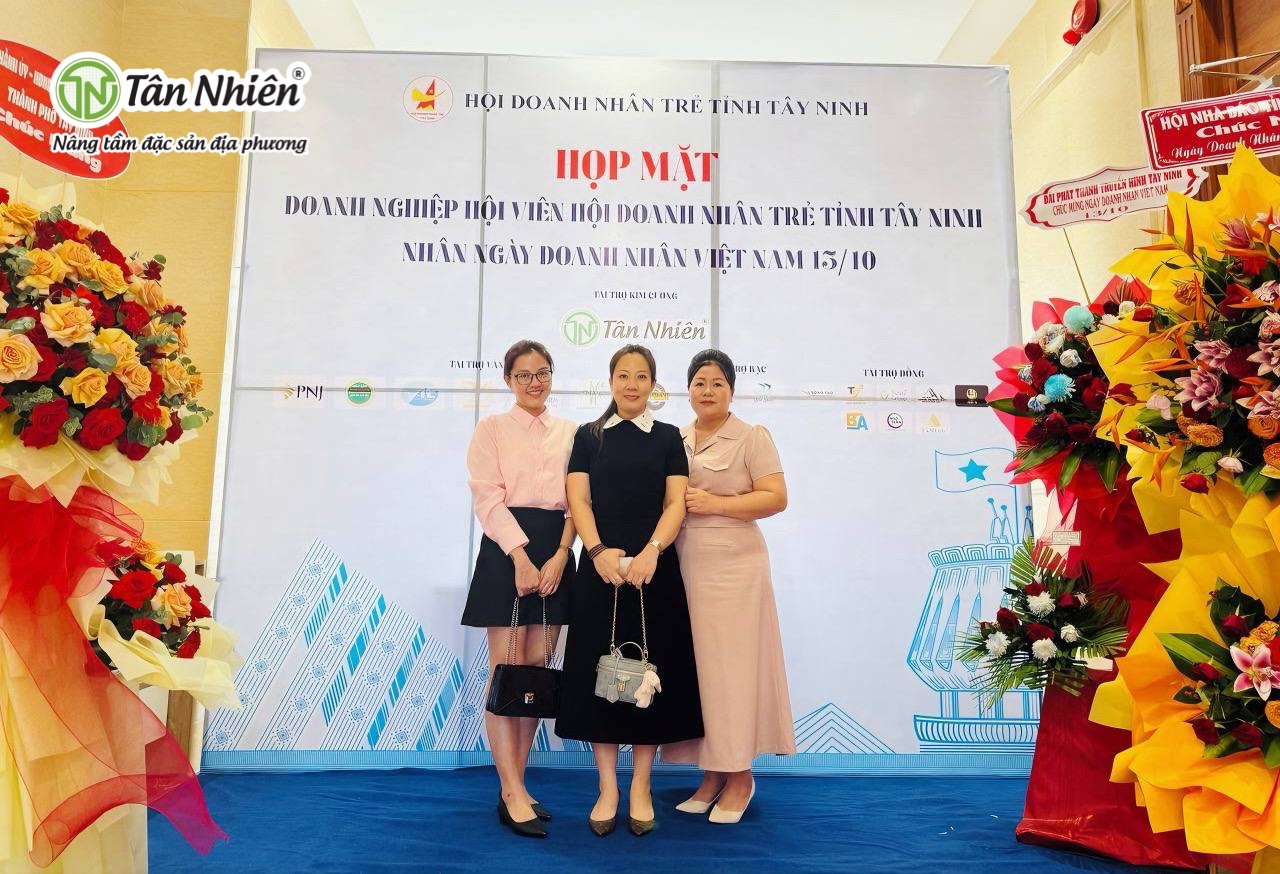 Hội Doanh nhân trẻ tỉnh Tây Ninh tổ chức buổi gặp mặt kỷ niệm "Ngày Doanh nhân Việt Nam" 5