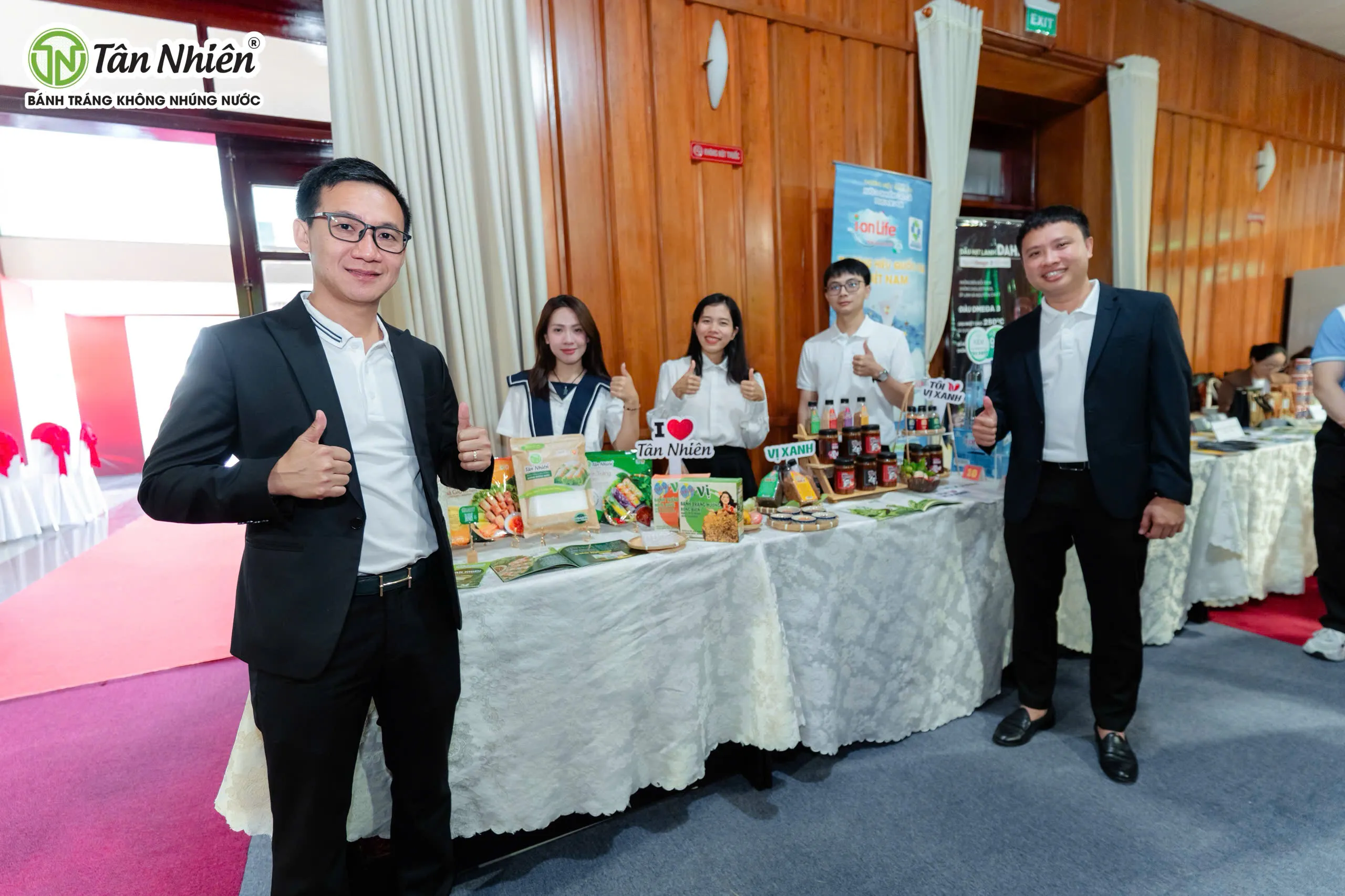 TÂN NHIÊN THAM DỰ HỘI NGHỊ XÚC TIẾN THƯƠNG MẠI - 6