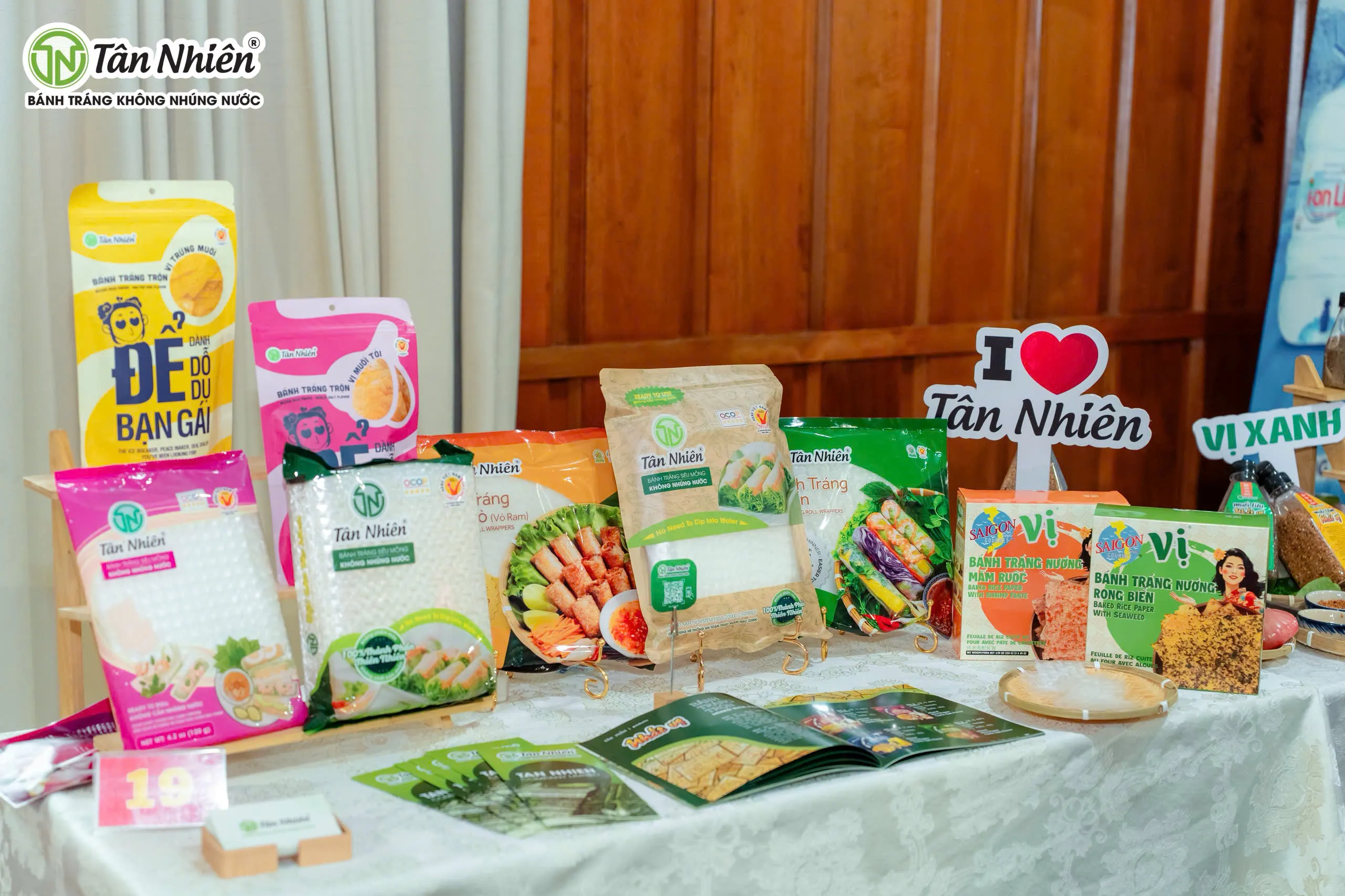 TÂN NHIÊN THAM DỰ HỘI NGHỊ XÚC TIẾN THƯƠNG MẠI - 9